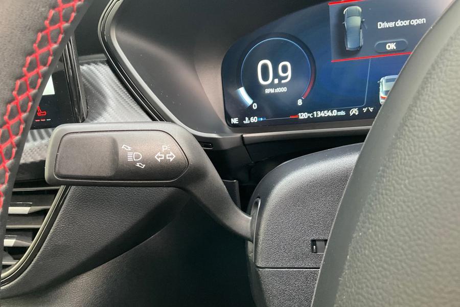 Ford Kuga Photo autoimg-3c6225b79c2eb5010bd12d43a9d4917ff9de2652.jpg