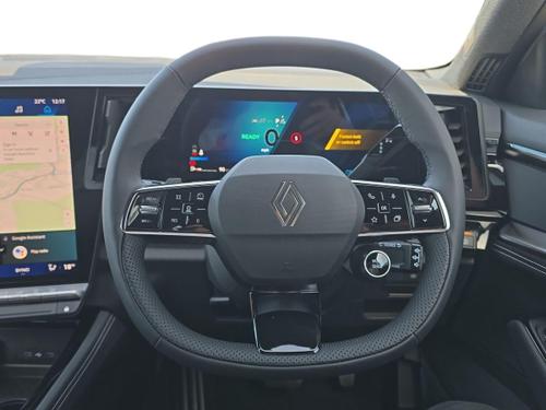 Renault RAFALE Photo autoimg-3c63c8855381425ba8ef19c63b0245c849fffb7e.jpg