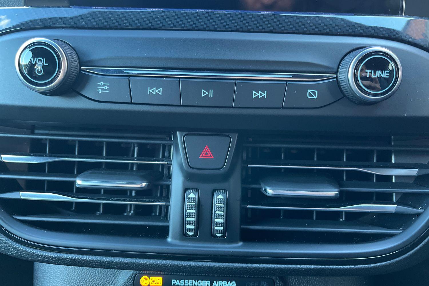 Ford FOCUS Photo 30
