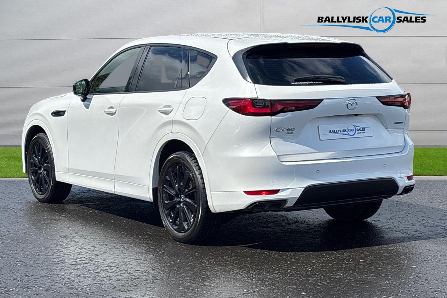 2026 Mazda CX-60 2.5 e-SKYACTIV 17.8kWh Homura Petrol Plug-in Hybrid Auto 4WD (327 ps) in White with 2900 Miles - vehicle photo 2 for sale on PureCar
