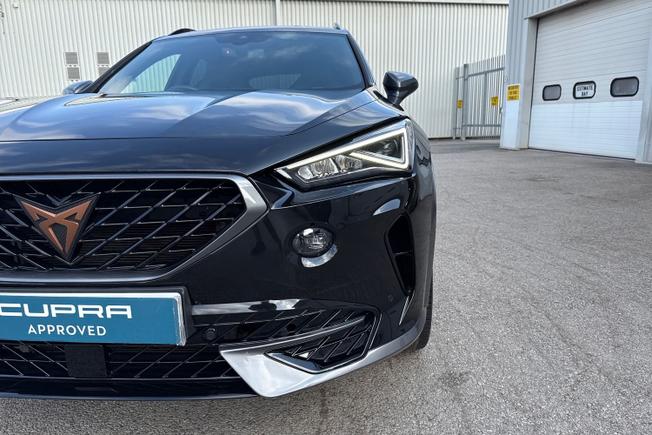 CUPRA Formentor Photo 29