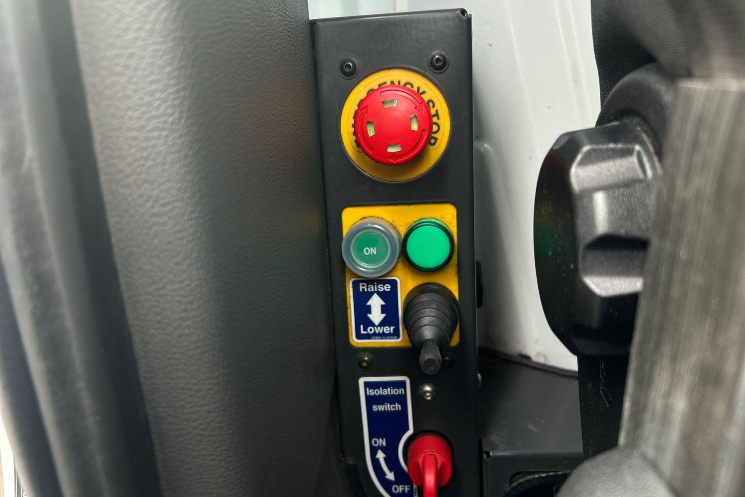 Ford TRANSIT Photo 9