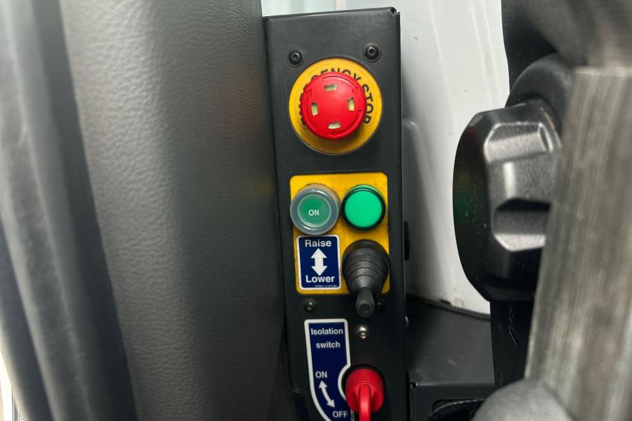 Ford TRANSIT Photo autoimg-3c82d6274d10133882d798e7a877a896ee3c0528.jpg