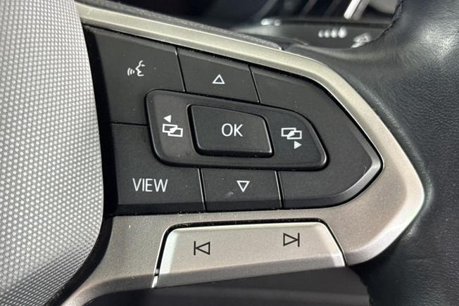 VOLKSWAGEN T-Cross Photo 17