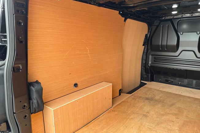 Volkswagen Transporter Photo 28