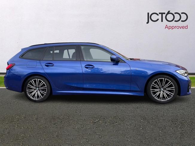 BMW 3 Series Photo 4