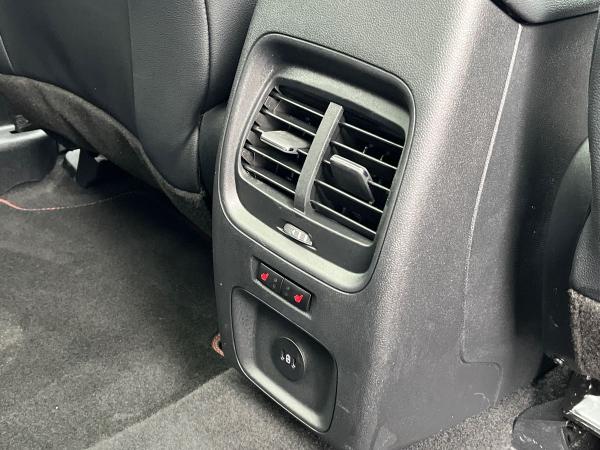 Ford Kuga Photo autoimg-3c8a8fa3fafc05677d1ec4b9420fe07275354291.jpg
