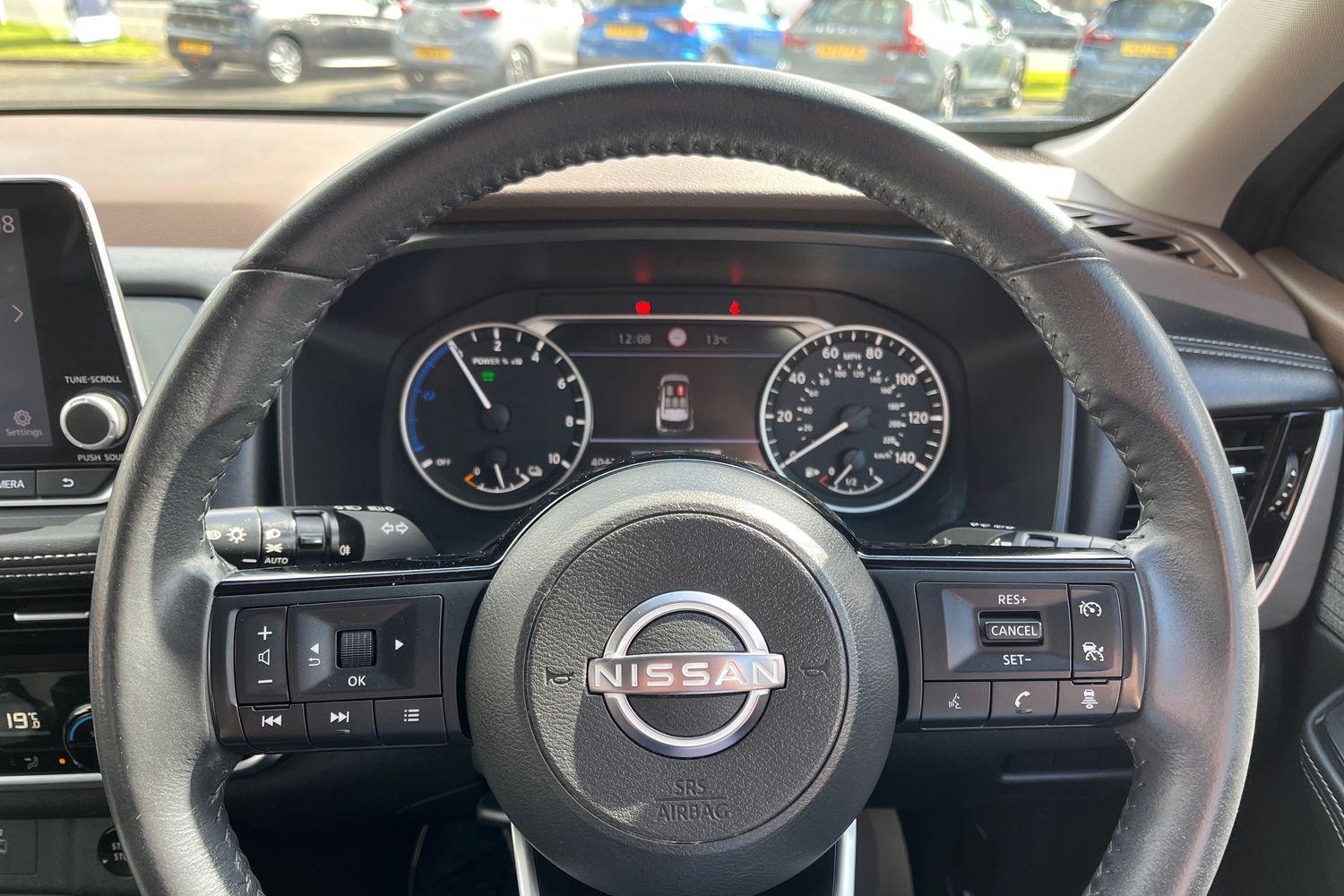 Nissan X-TRAIL Photo 11