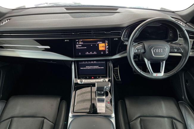 Audi Q8 Photo 10