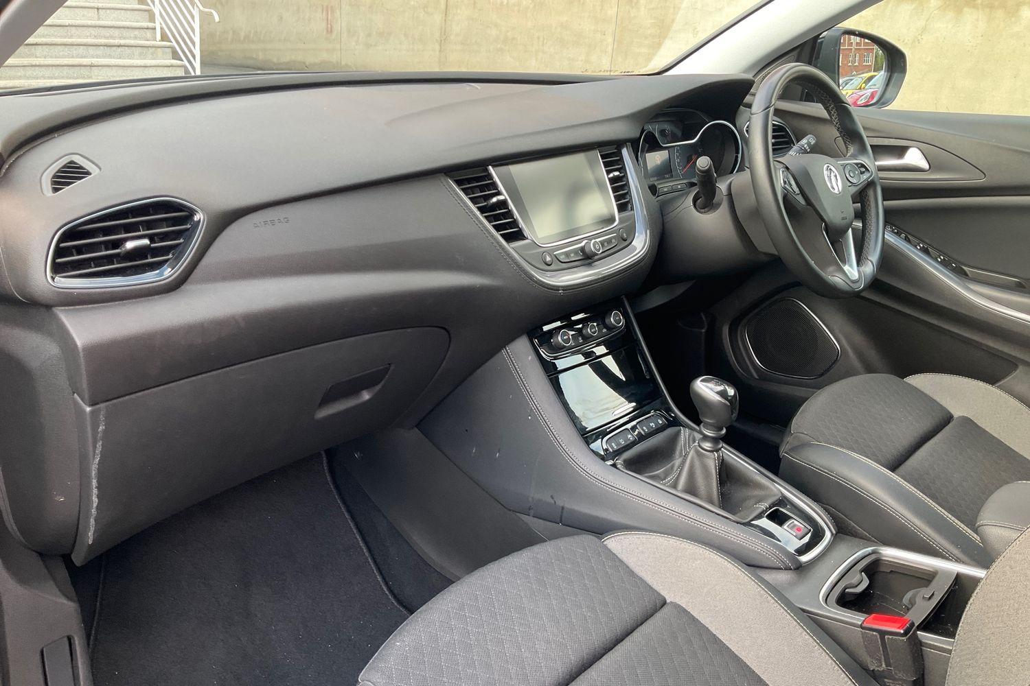 Vauxhall GRANDLAND X Photo 17