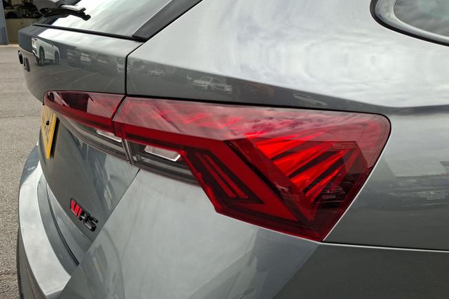 ŠKODA Octavia Photo 18