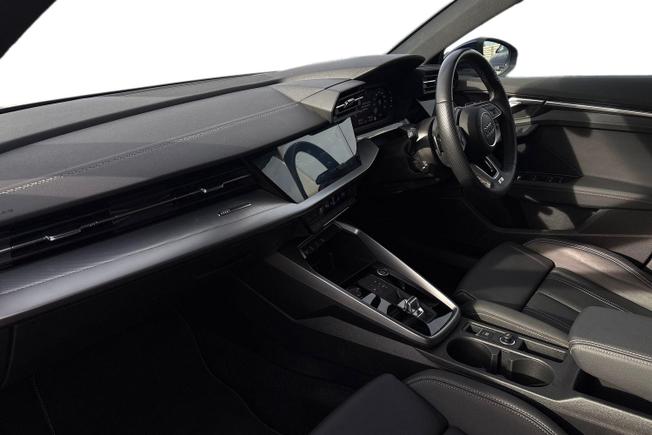 Audi A3 Photo 2