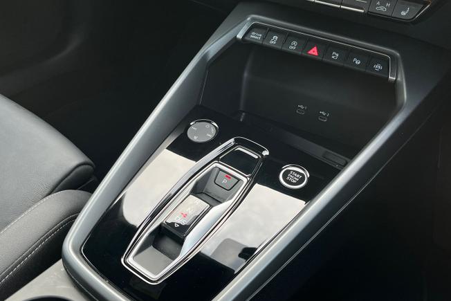 AUDI A3 Photo 35