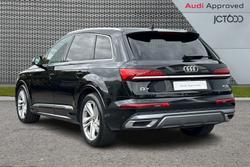 AUDI Q7 Photo 3