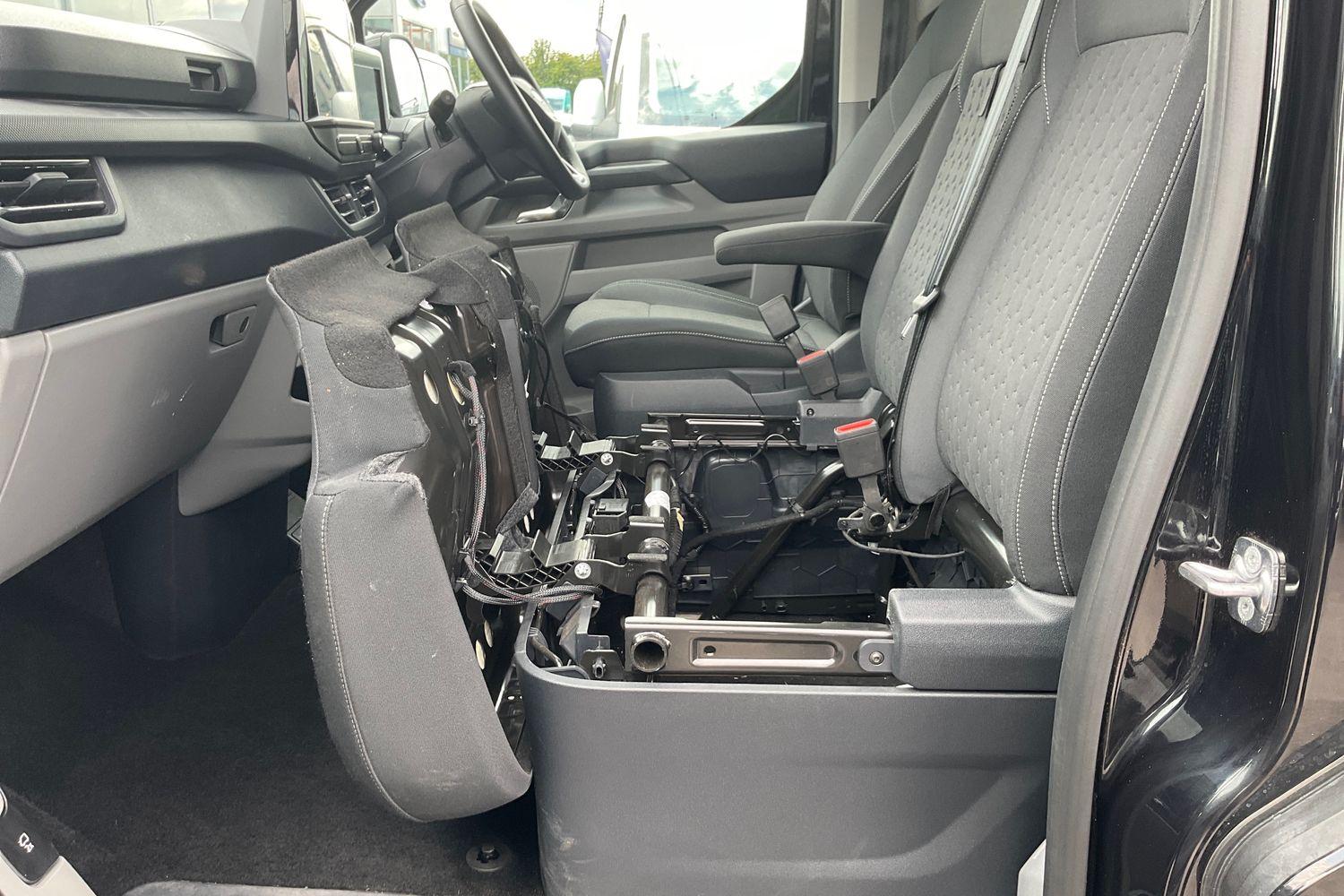 Ford TRANSIT CUSTOM Photo 16