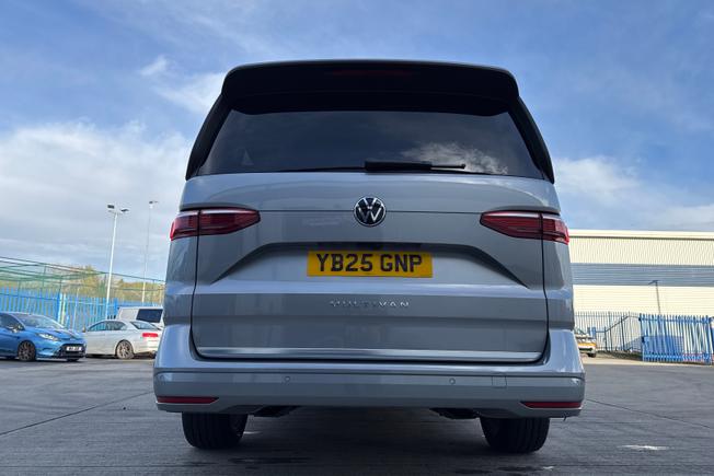 VOLKSWAGEN Multivan Photo 42