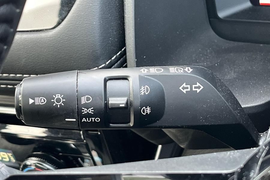 Nissan X-Trail Photo autoimg-3c9f94d9dba4245dfb2f2b00fb375527f0454dd8.jpg