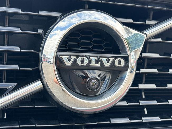 VOLVO Xc40 Photo 23