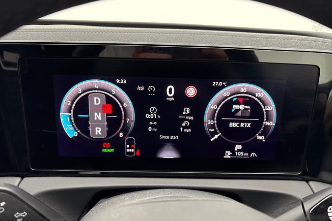 VOLKSWAGEN Tiguan Photo 15