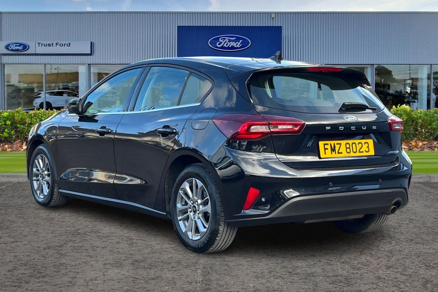 Ford FOCUS Photo 1