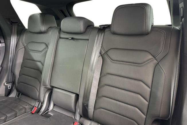 VOLKSWAGEN Touareg Photo 9