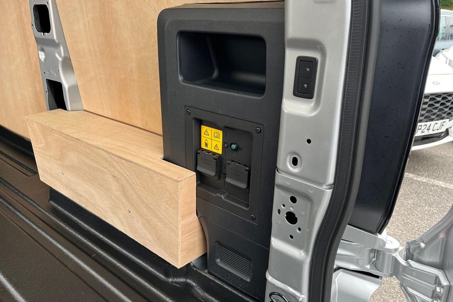 Used Ford TRANSIT CUSTOM LL75SXG 14