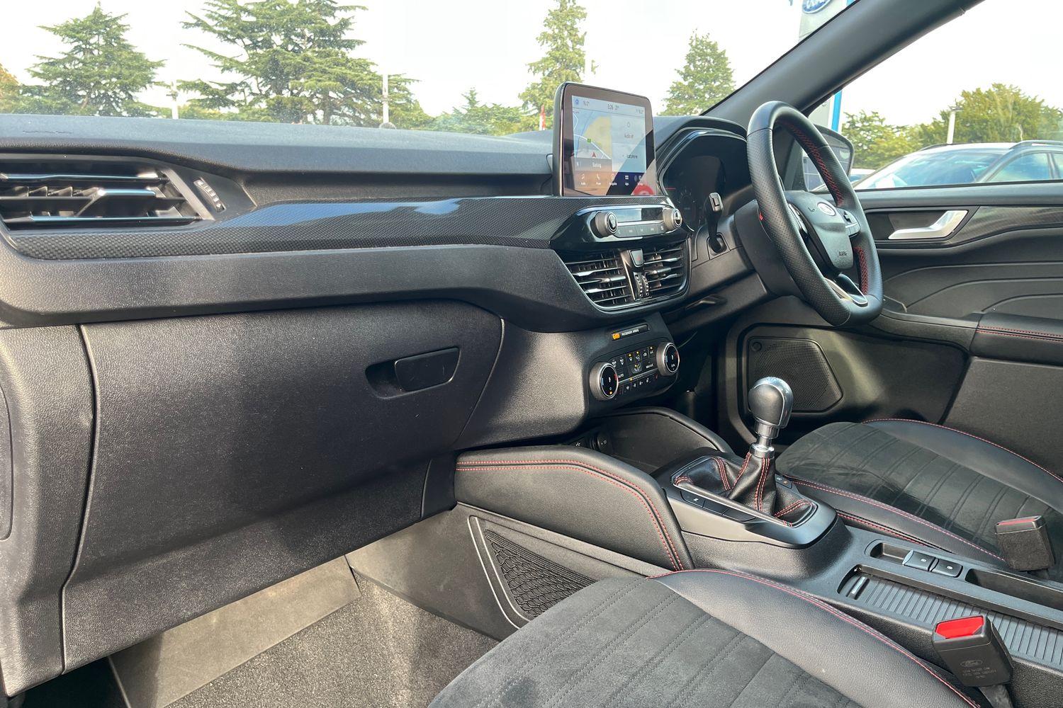 Ford KUGA Photo 17
