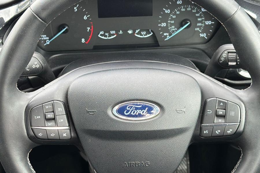 Ford PUMA Photo autoimg-3caaff1a6ccd89380e4b43ea8a06f1de240c9107.jpg