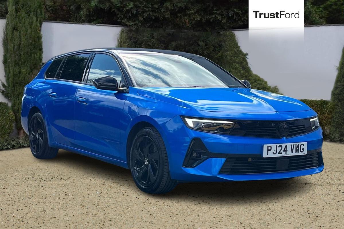 Vauxhall Astra listing photo
