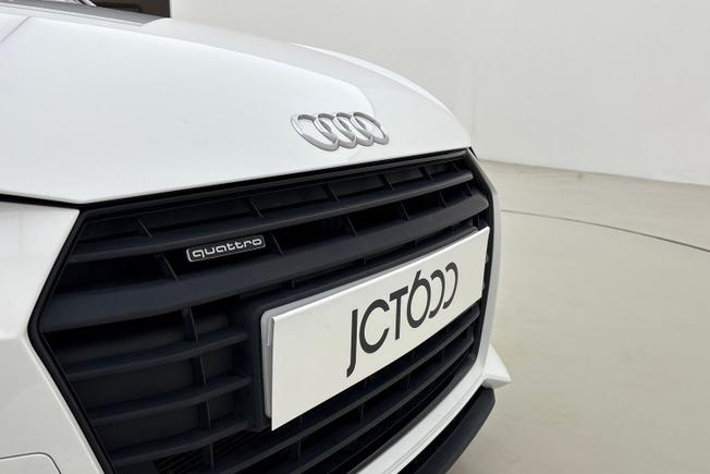 Audi TT Photo 32