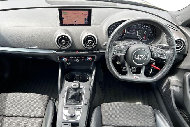 AUDI A3 Photo 10