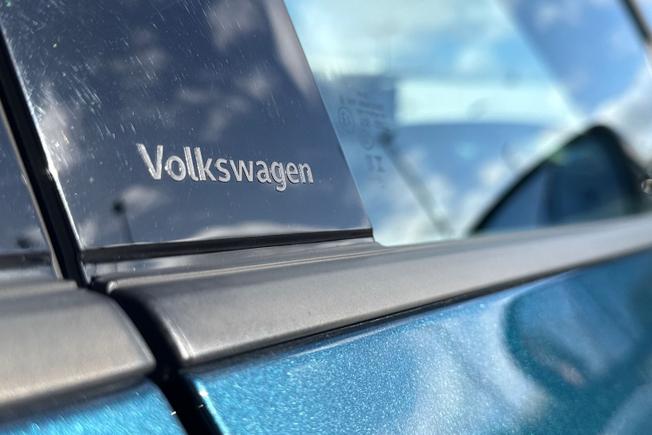 VOLKSWAGEN Tiguan Photo 22