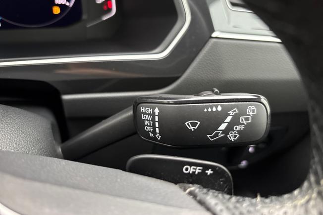 VOLKSWAGEN Tiguan Photo 27