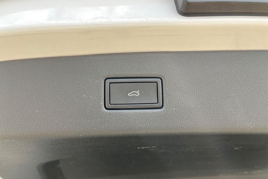Ford Explorer Photo autoimg-3caf199b084fb62622f6bb39273136f9dd33dff5.jpg
