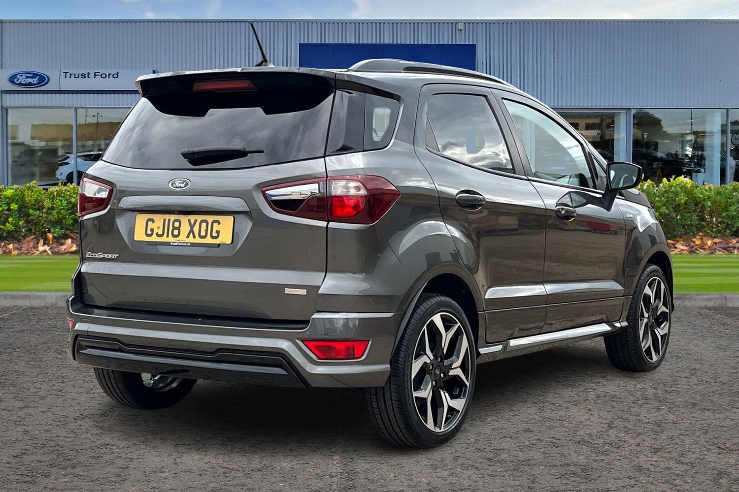 Ford EcoSport Photo 3