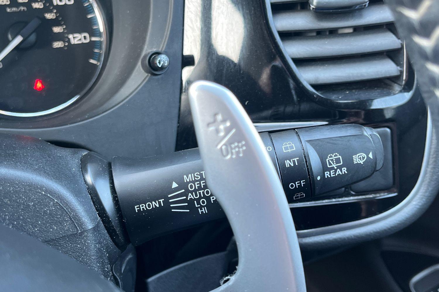 Mitsubishi OUTLANDER Photo 14