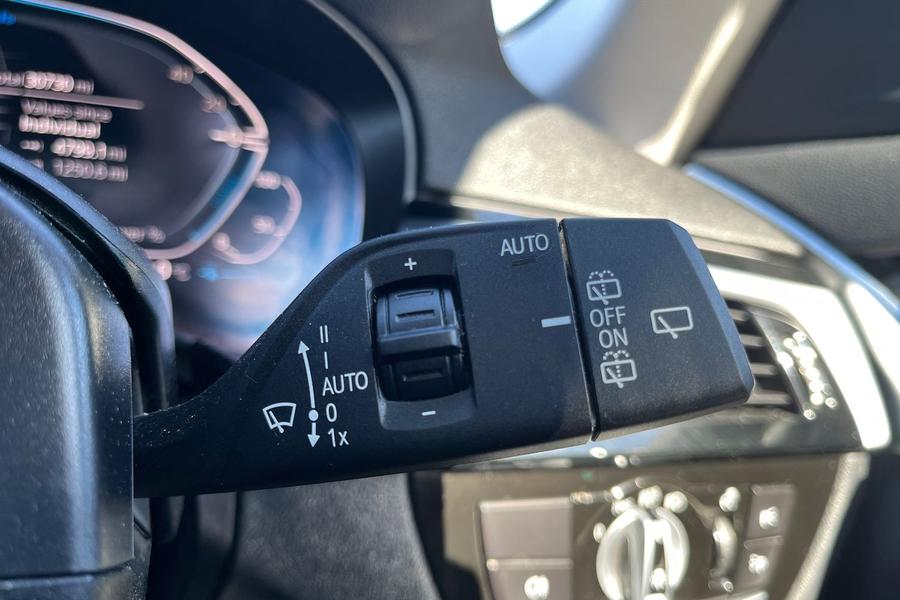 BMW 5 SERIES Photo autoimg-3cb283dcd01379b866a9a1ed4cc90d648cdcdb29.jpg