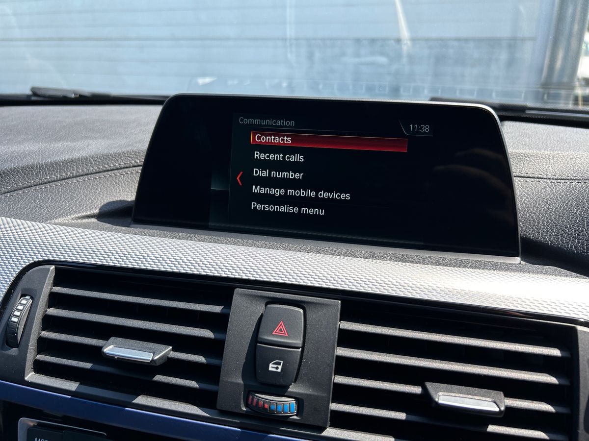BMW 3 Series Photo 39