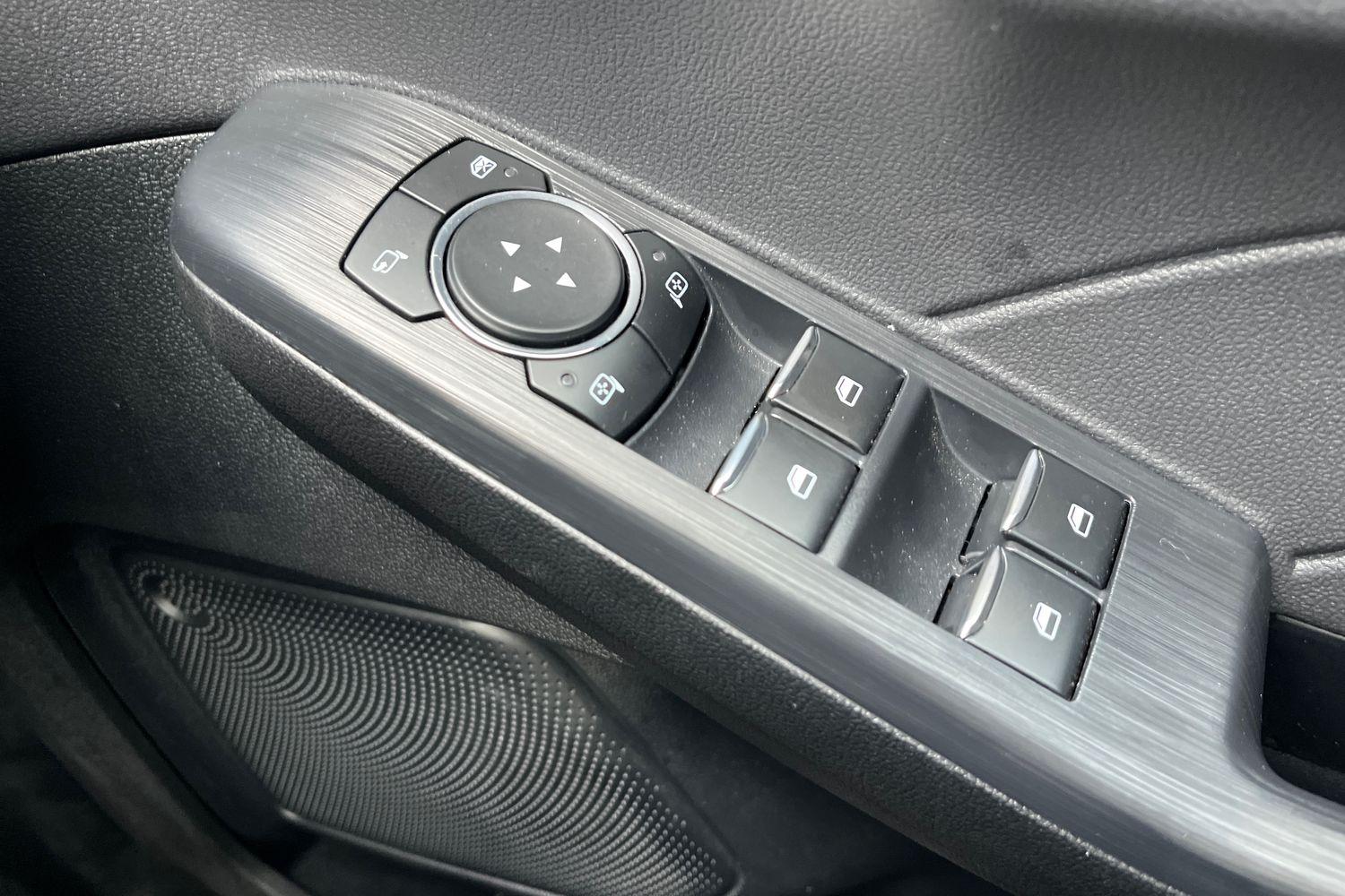 Ford KUGA Photo 15