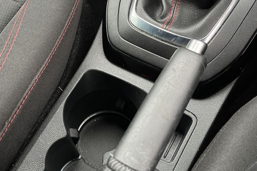 Ford PUMA Photo autoimg-3cba73a30b512a4bf66d599f524940d216b8fc79.jpg