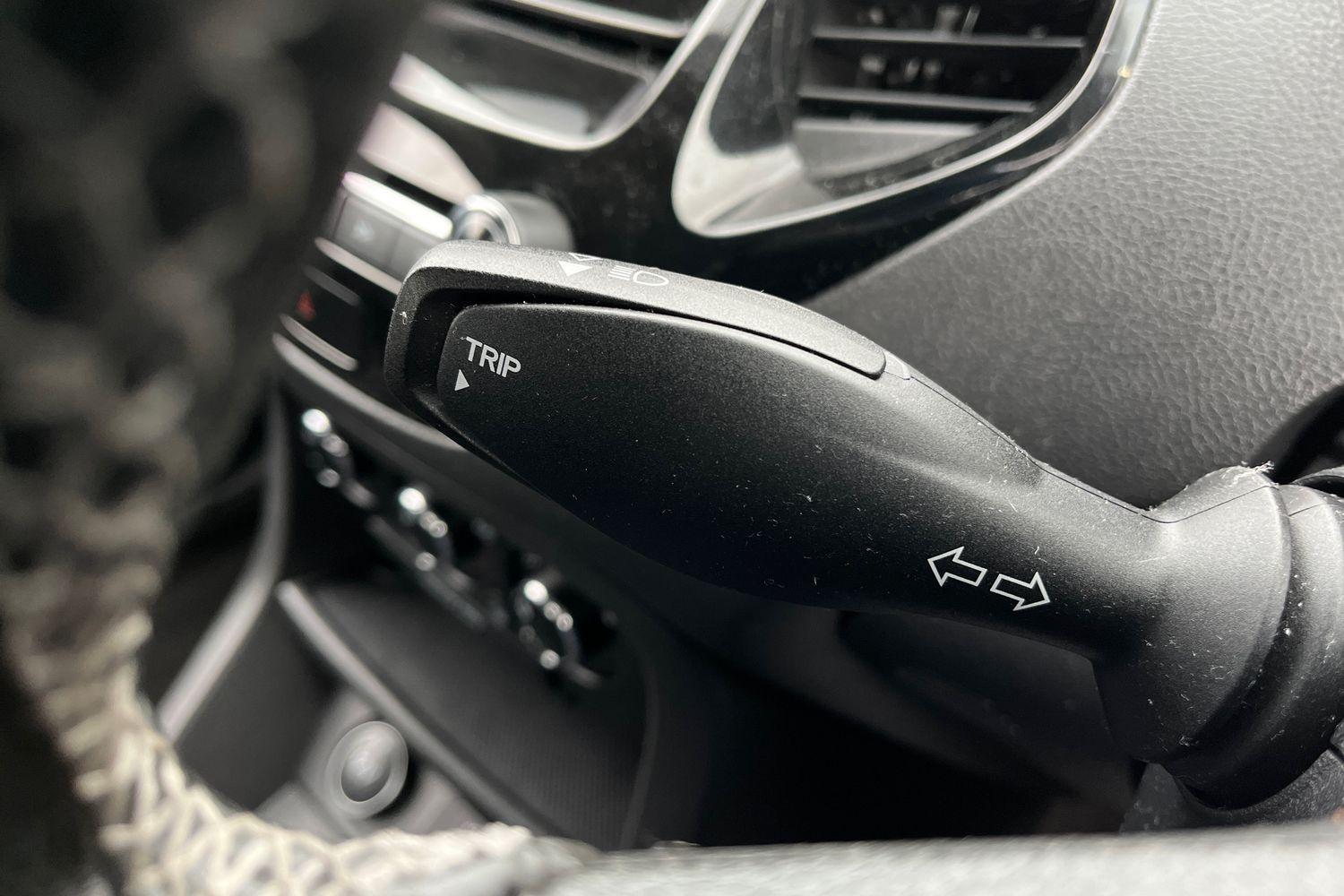 Ford KA+ Photo 13