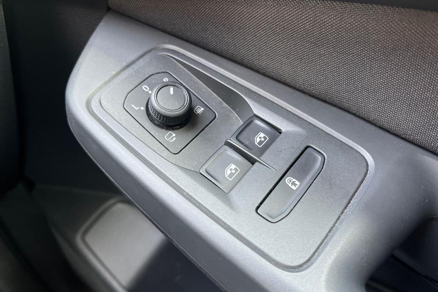Ford GRAND TOURNEO CONNECT Photo autoimg-3cbba2a15fa9b70ad9bf9b08ab8e44b901497241.jpg