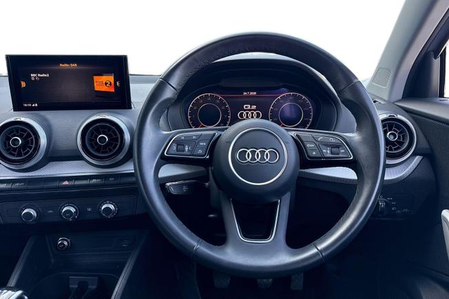 AUDI Q2 Photo 11