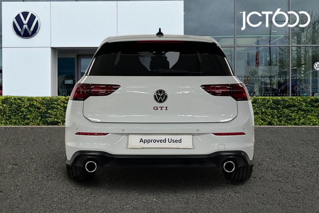 VOLKSWAGEN Golf Photo 7