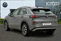 VOLKSWAGEN T-Roc Photo 3