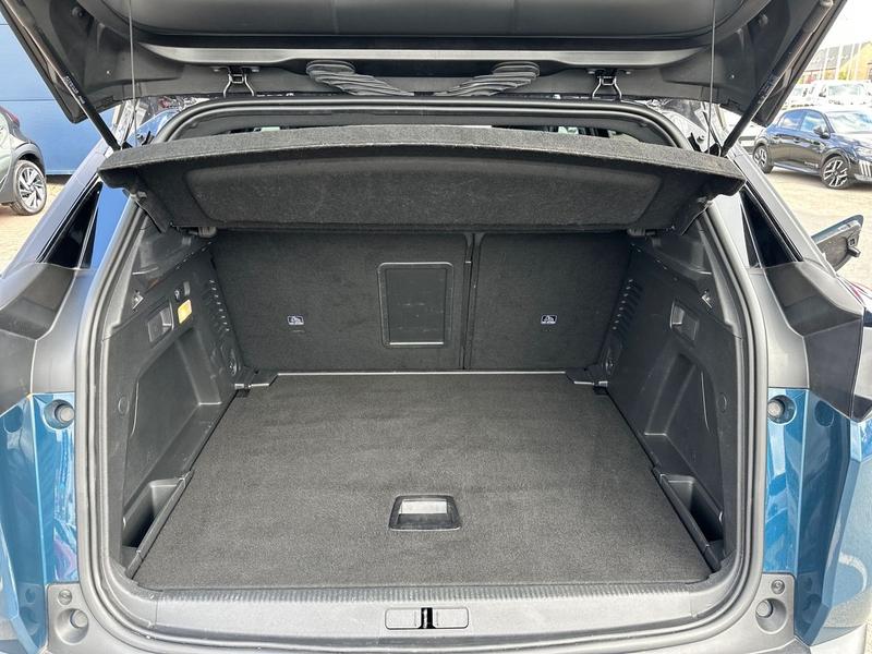 Used Peugeot 3008 NU23WHD 18