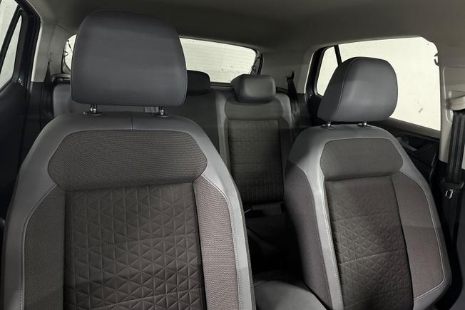 Volkswagen T-Cross Photo 25