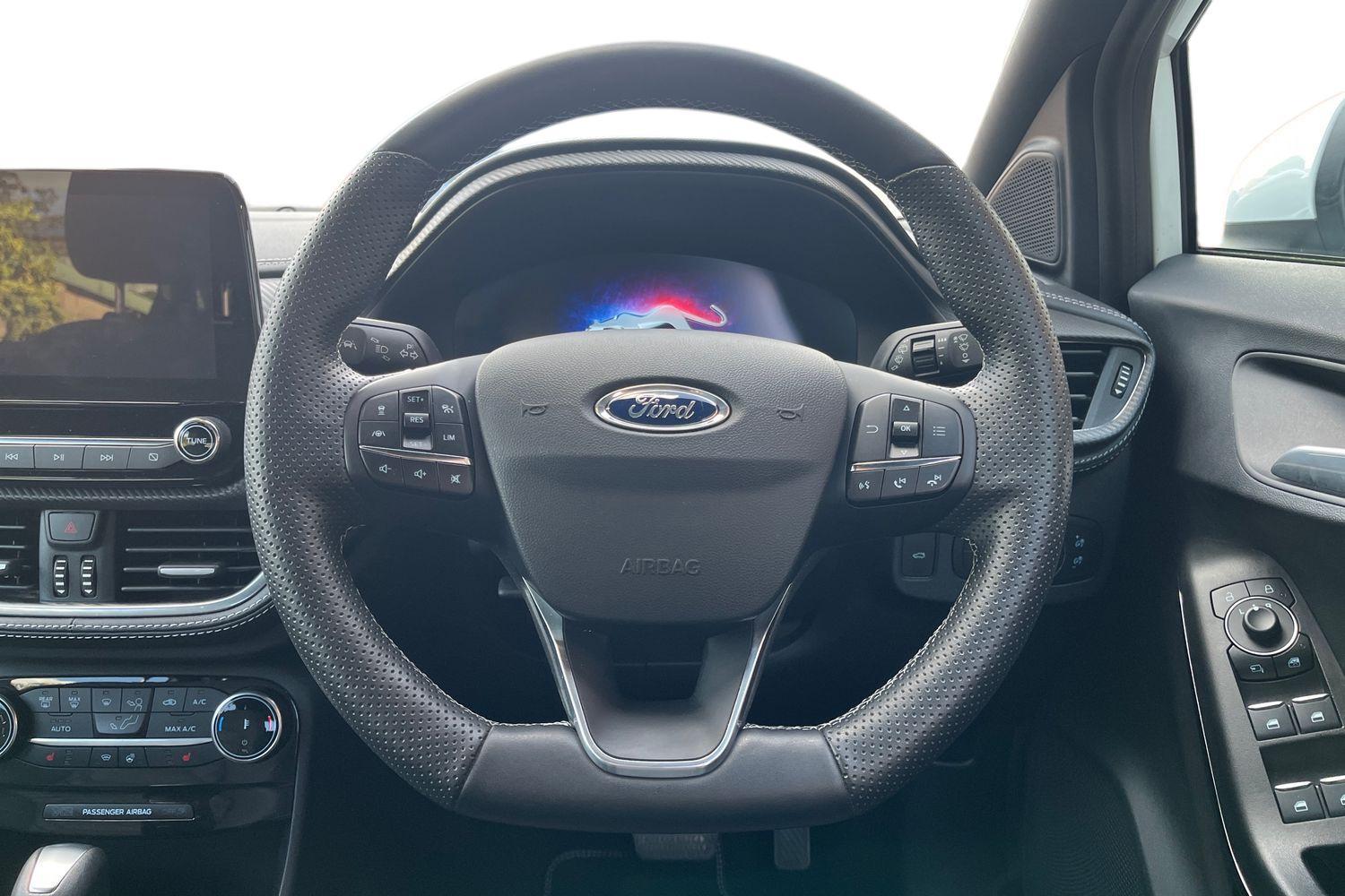 Ford PUMA Photo 10