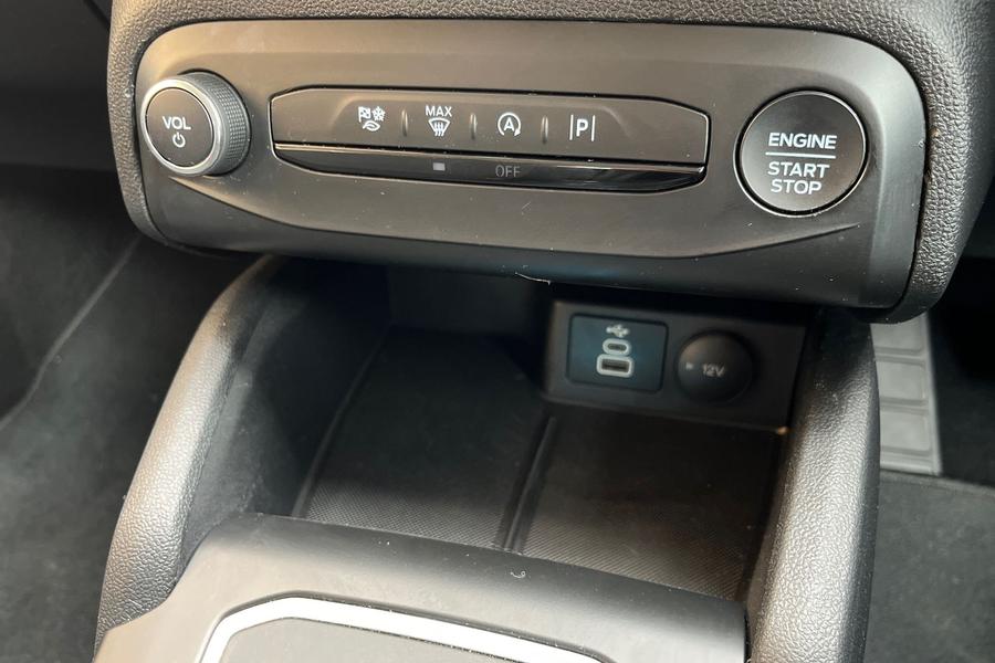 Ford FOCUS Photo autoimg-3ccdebcd573bc2f271adf39f3cda0c6d293608bb.jpg