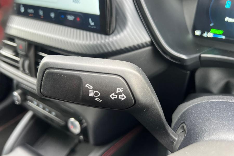 Ford Kuga Photo autoimg-3cd24335b17e3a88165572063625c0d0f750f613.jpg